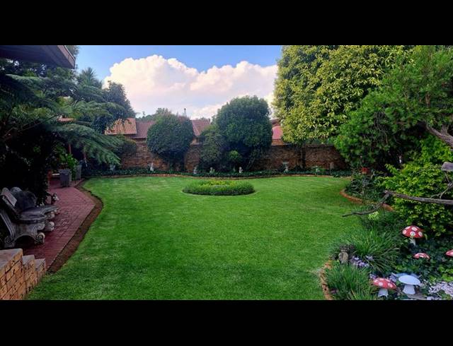 3 BEDROOM TOWNHOUSE FOR SALE IN GHOLFSIG